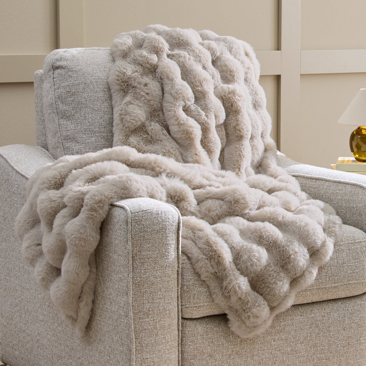 Halcyon Escape Gardens Beige Marbled Exaggerated Channel Faux Fur Oversized Throw, 50" x 72" - Throw