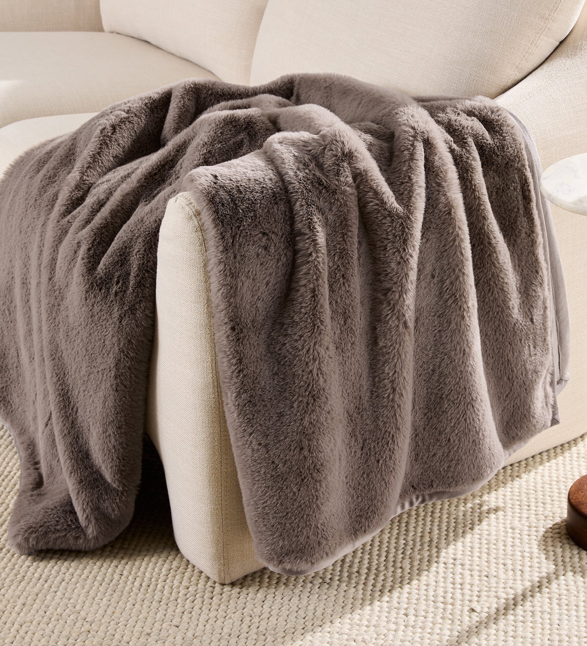 Better Homes & Gardens Grey Faux Fur Ultra Soft Luxury Oversized Throw Blanket 50" x 72", Grey Bisque