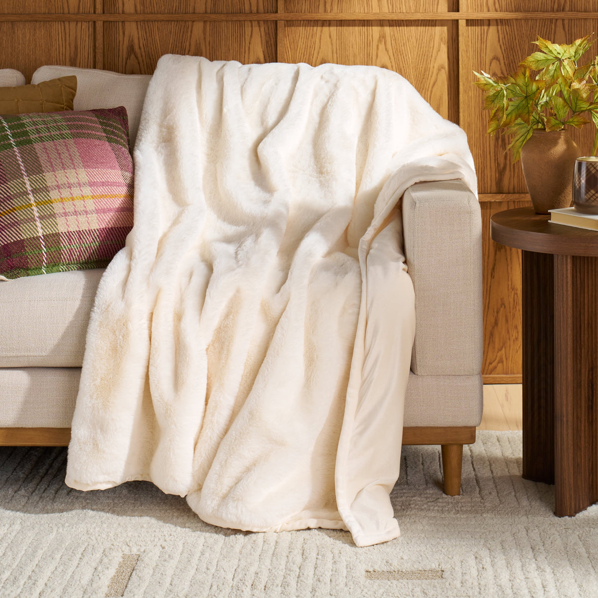Halcyon Escape Gardens Beige Marbled Exaggerated Channel Faux Fur Oversized Throw, 50" x 72" - Throw