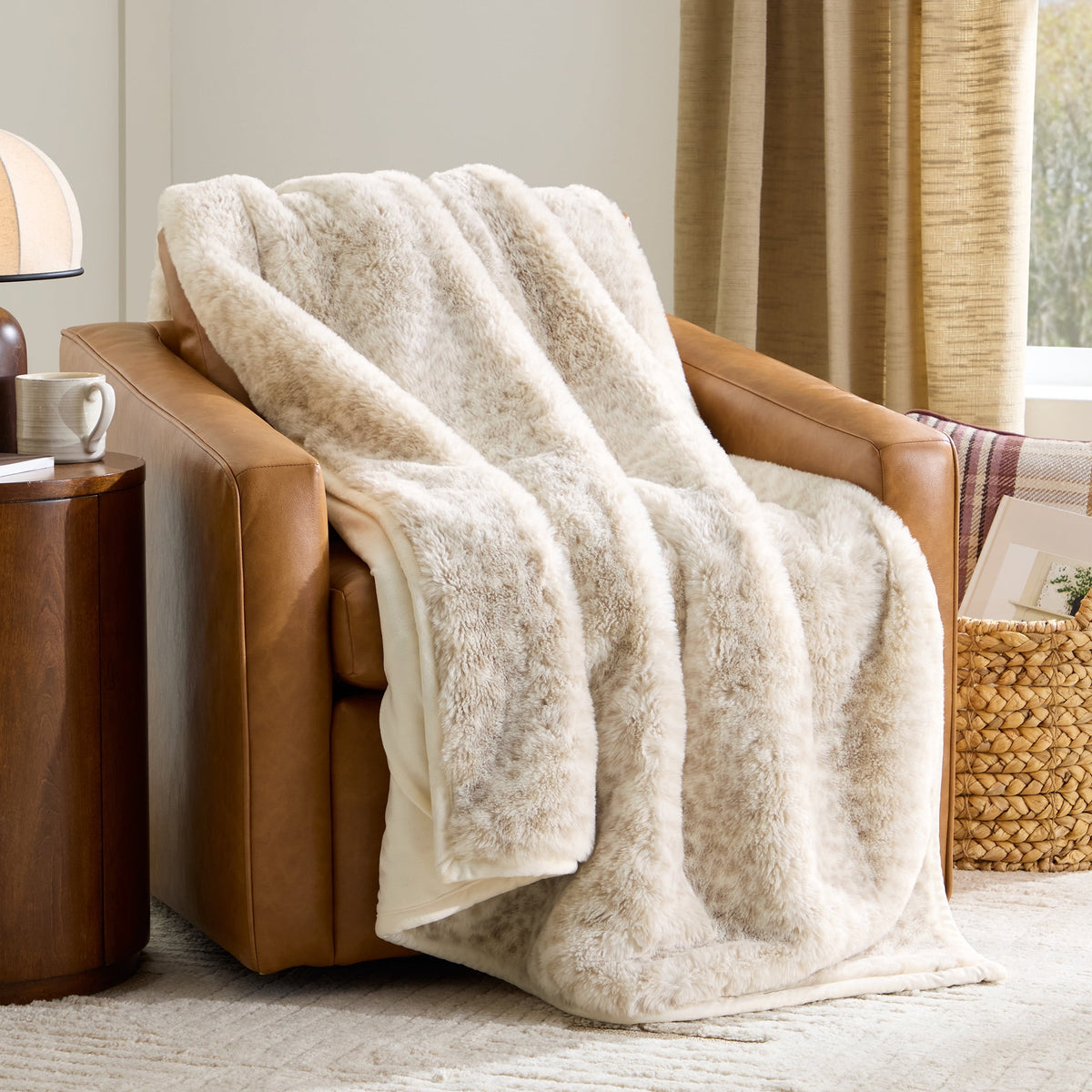 Halcyon Escape Gardens Beige Marbled Exaggerated Channel Faux Fur Oversized Throw, 50" x 72" - Throw
